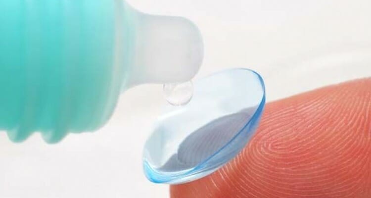 How to Properly Care for Your Contact Lenses